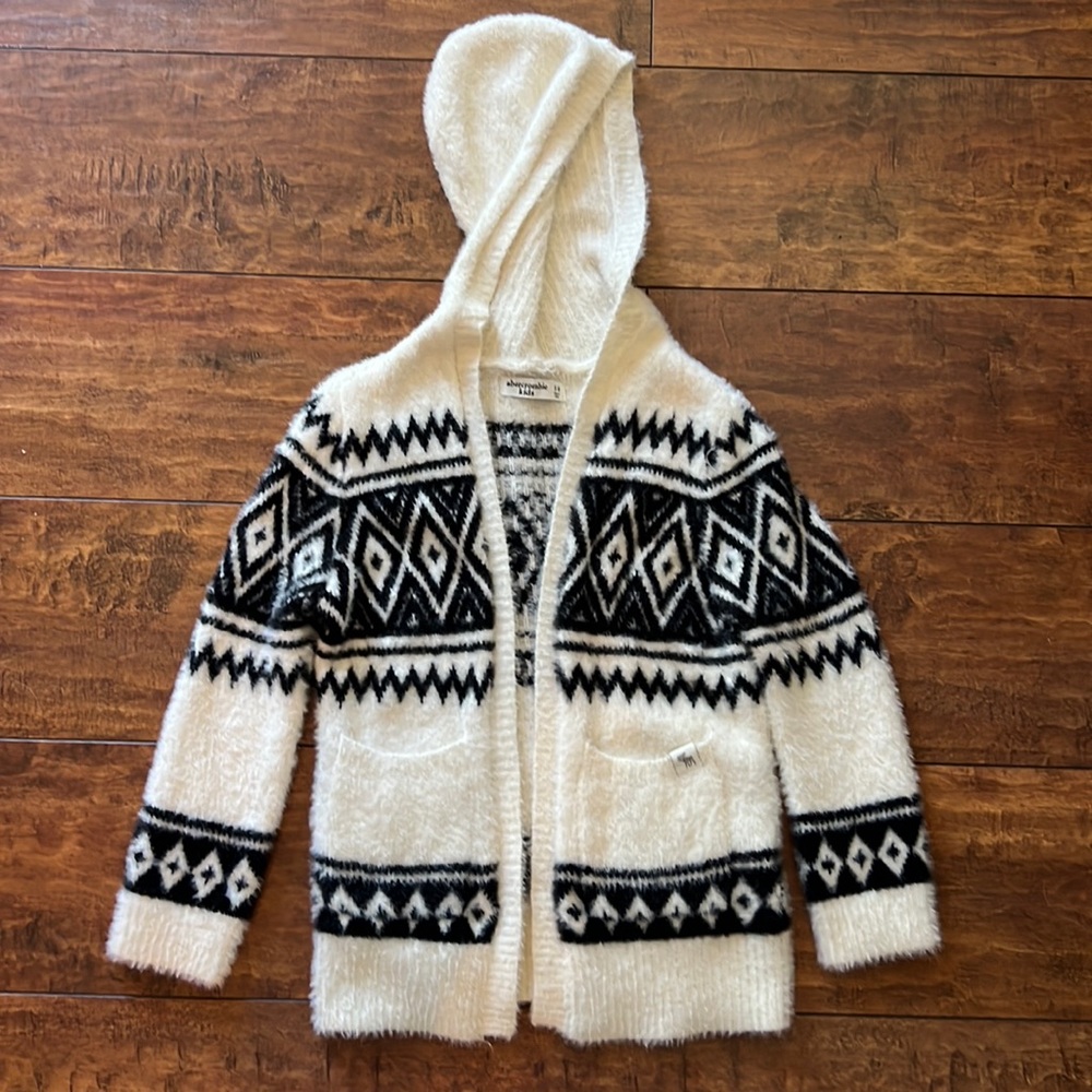 Abercrombie Kids girls cardigan size 5/6